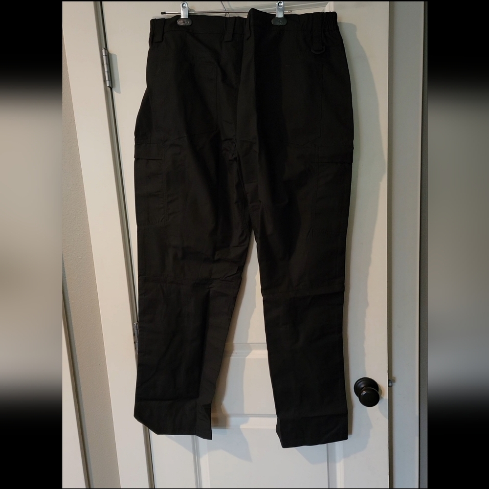 FREE SOLDIER Relaxed fit tactical cargo pants multi pockets, Black, NWT, 34/32